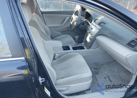 2008 Toyota Camry Hybrid z USA, uszkodzony, nr VIN 4T1BB46K78U054849